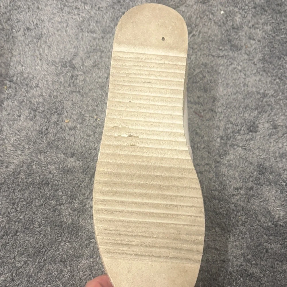 TOMS Women's Off-White Espadrilles